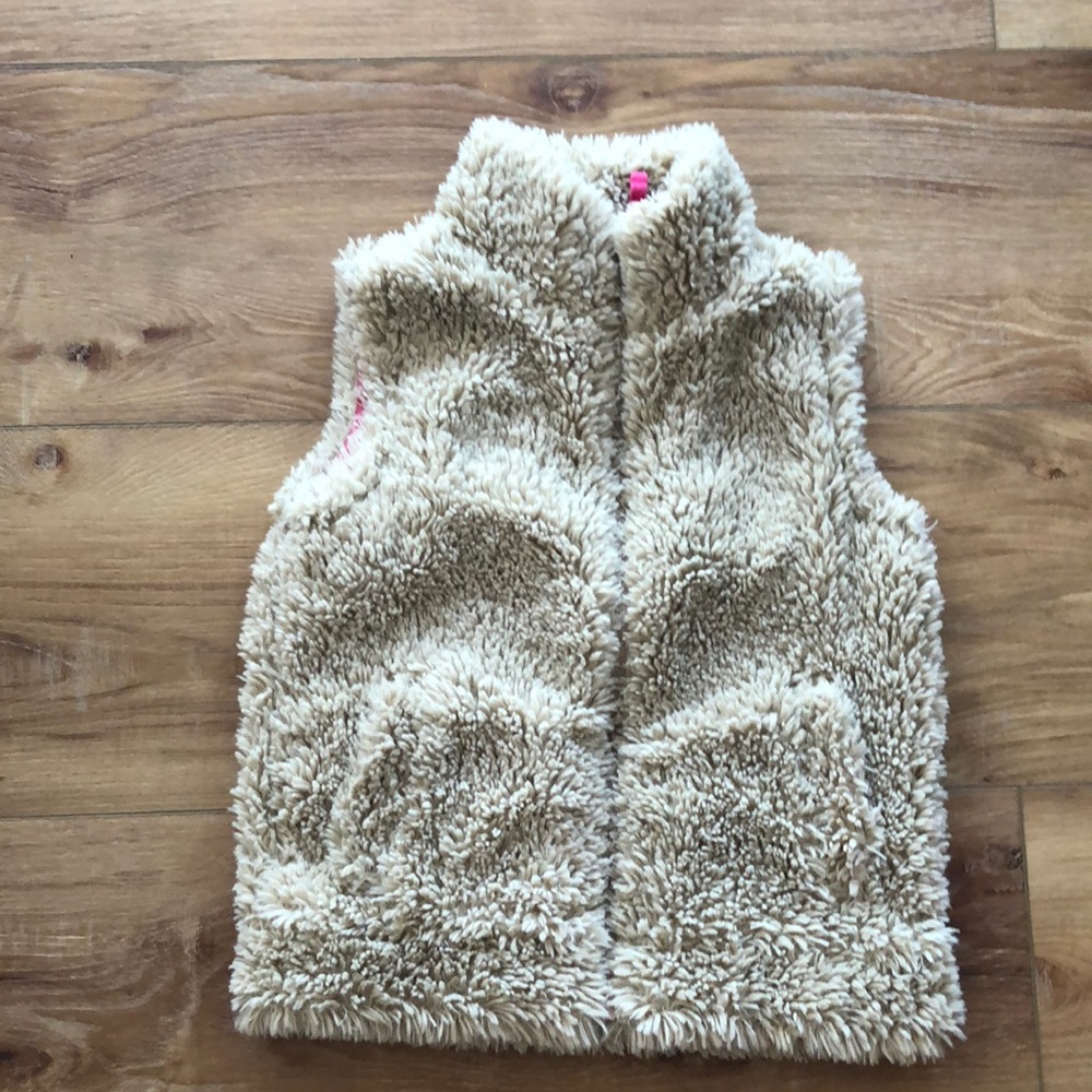 Mini Boden furry vest-size 7-8y